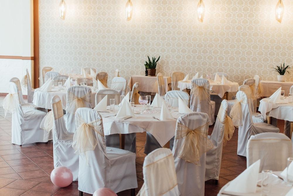 Hotel Slodes Belgrado Esterno foto